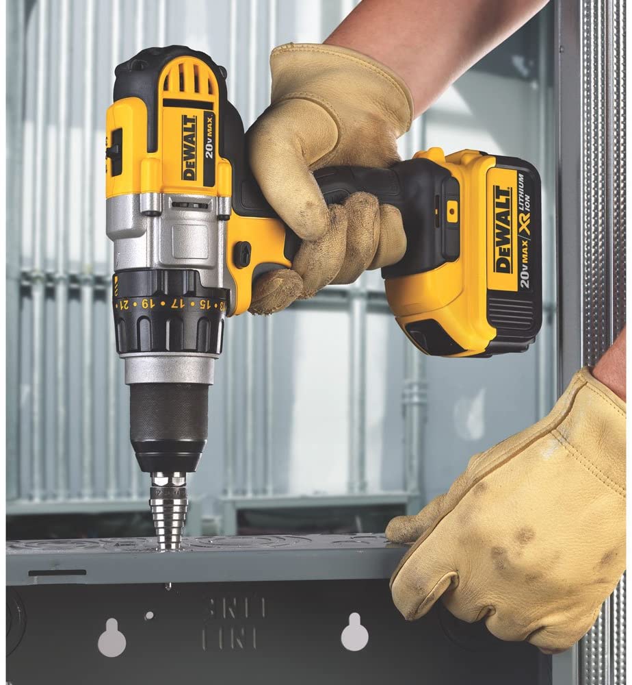 DEWALT 20V MAX 3-TIRSS BORSKRUER, PREMIUM-SETT 4,0 AH (DCD980M2)