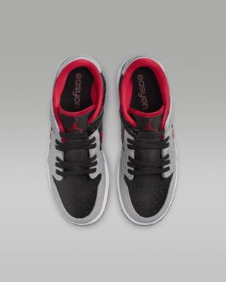 Air Jordan 1 Low FlyEase Older Kids' Shoes