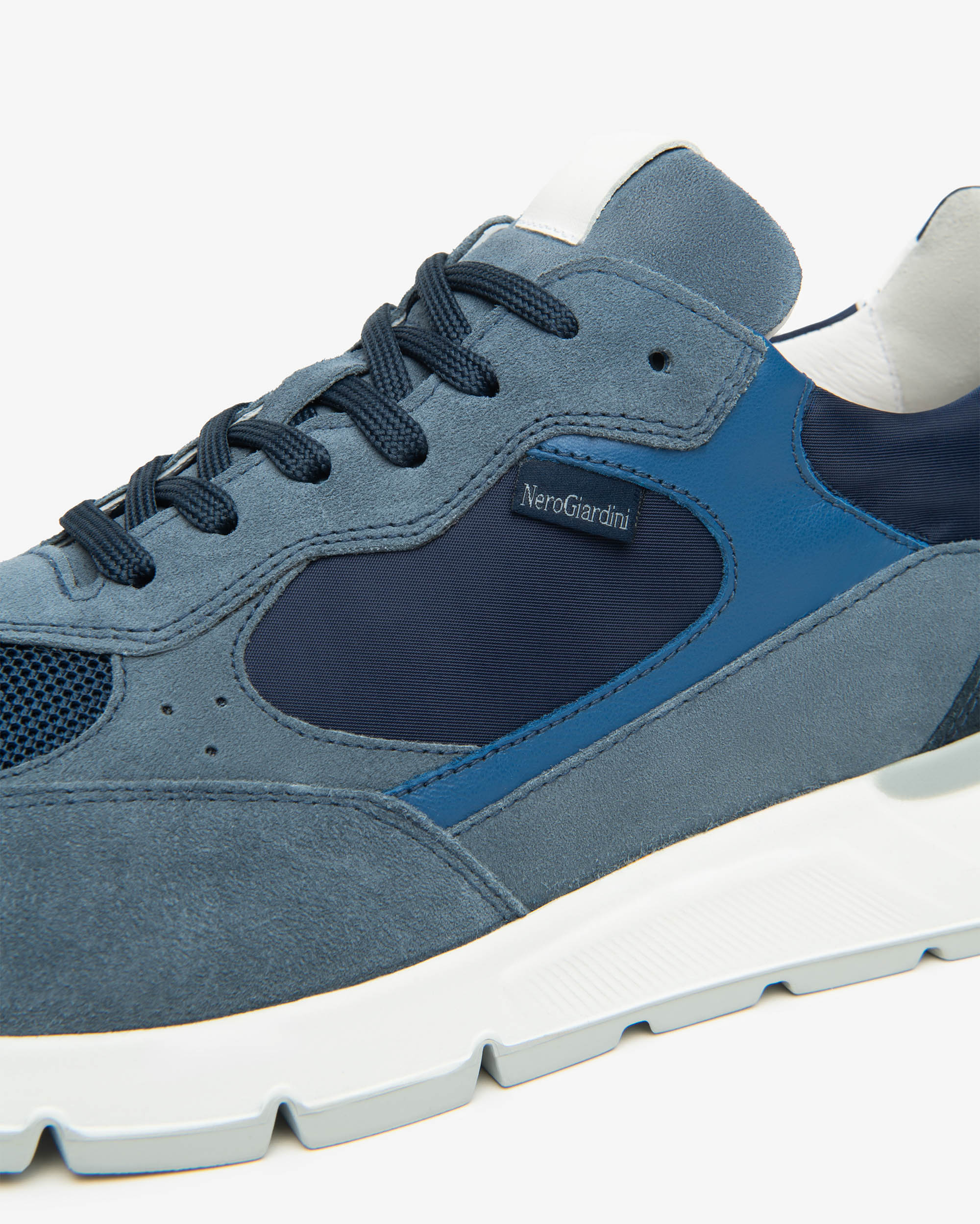  Herren-Sneaker aus Leder, Wildleder und Canvas