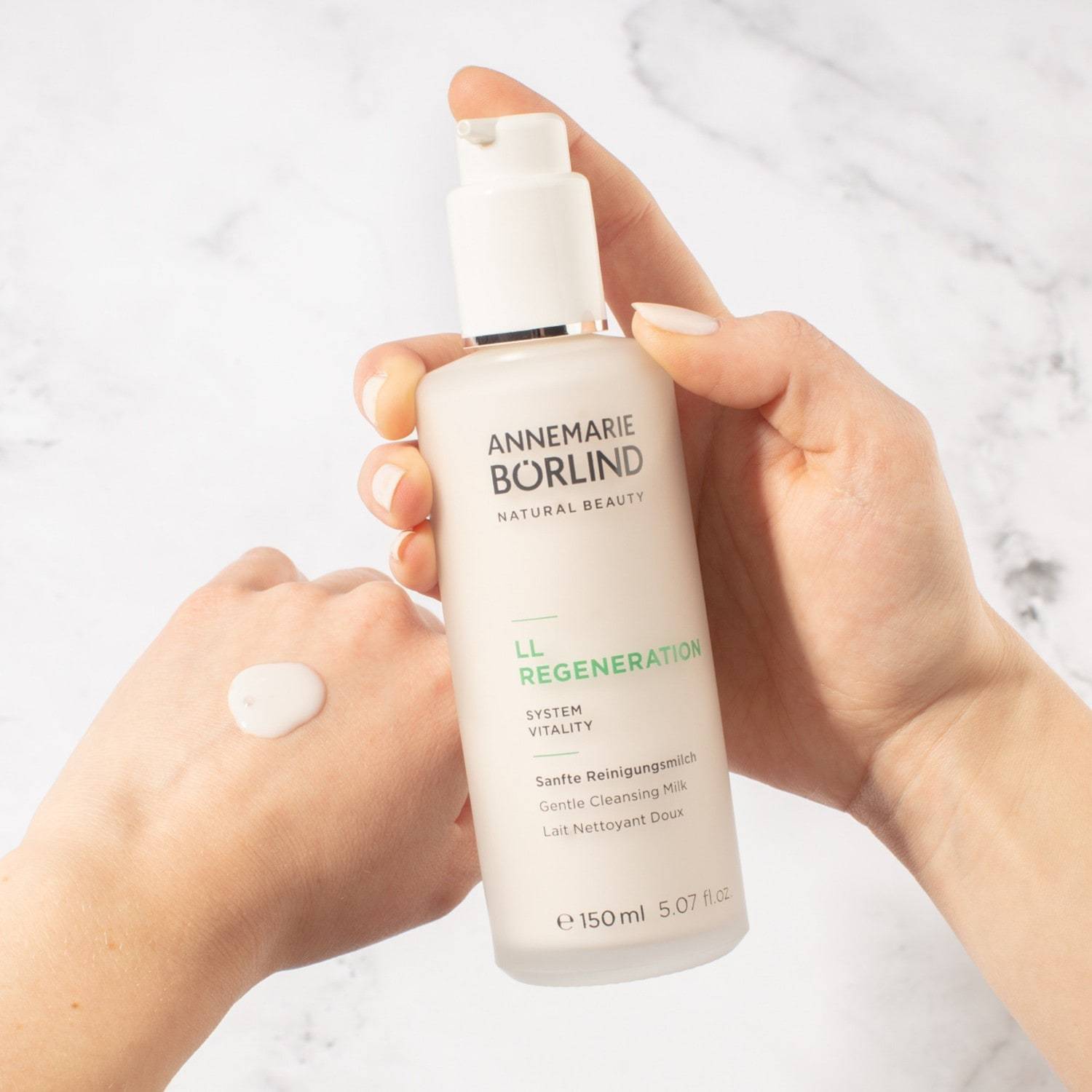 ANNEMARIE BÖRLIND Reinigungsmilch LL REGENERACIJA - 150 ml