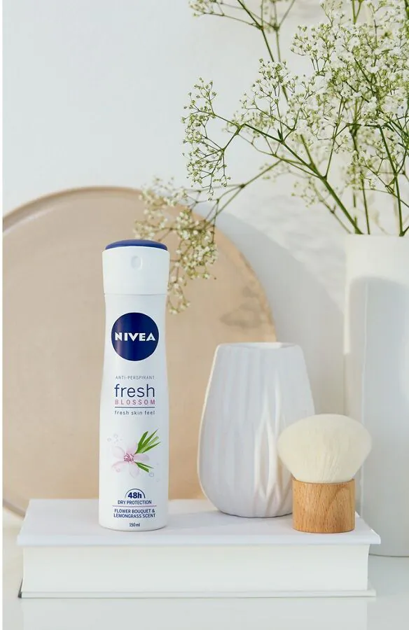 Nivea Deo Spray Fresh Blossom