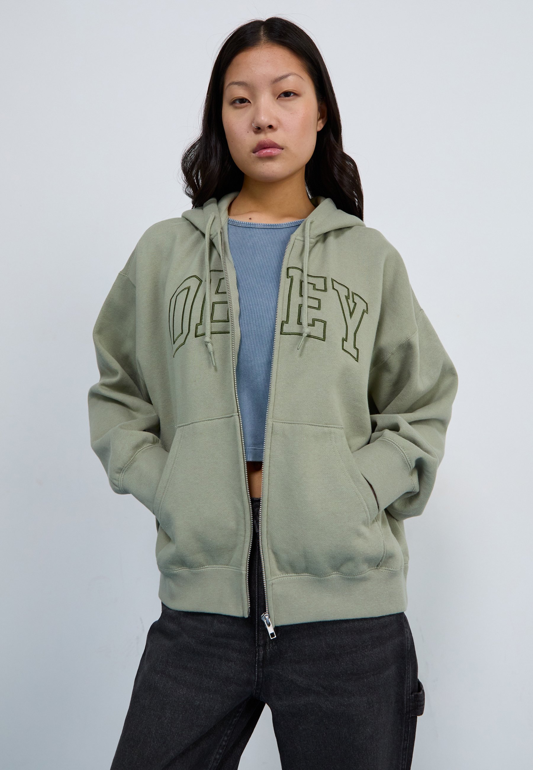 Obey Clothing melegítődzsekik