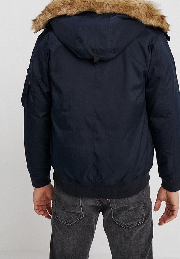 Kurtka puchowa Levi's® - ciemnoniebieska