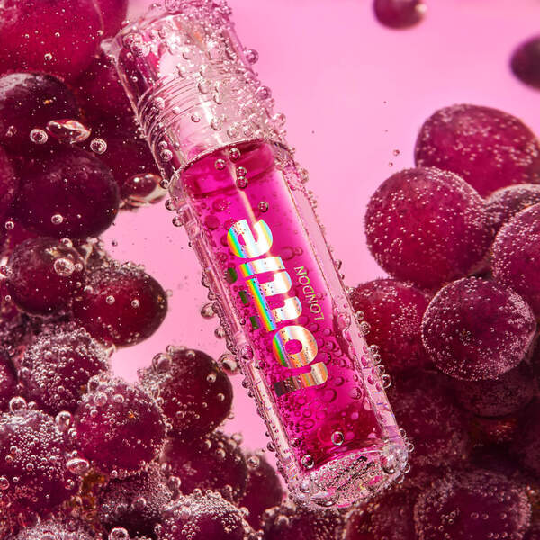 Esmalte em rolo Lottie London com sensação de uva