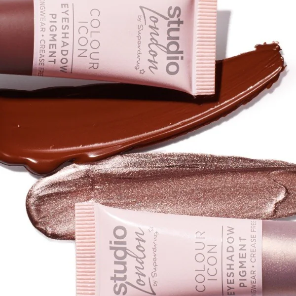 Pigmentové očné tiene Studio London Colour Earl Grey