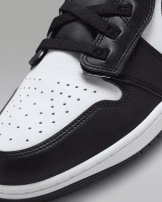 Air Jordan 1 Hi FlyEase Men's Shoes