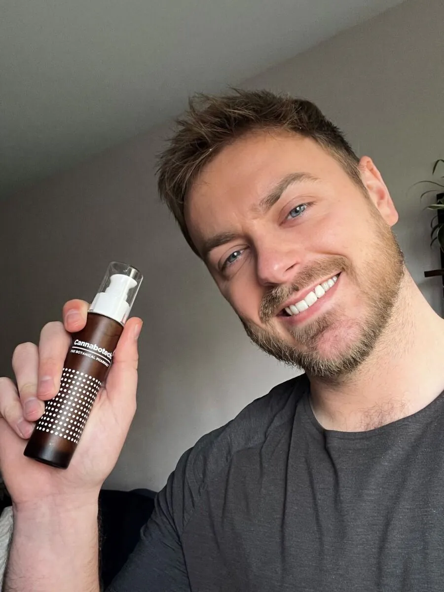 Cannabotech Unwind Muscle Rub Balsam na zmęczone mięśnie