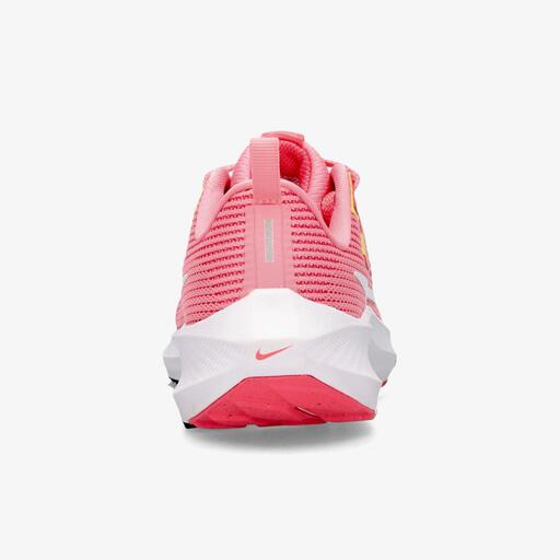  Nike Pegasus 40
