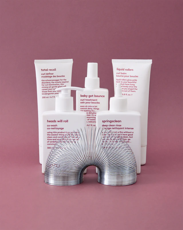 Creme definidor EVO Curl Total Recoil para cabelos cacheados e ondulados