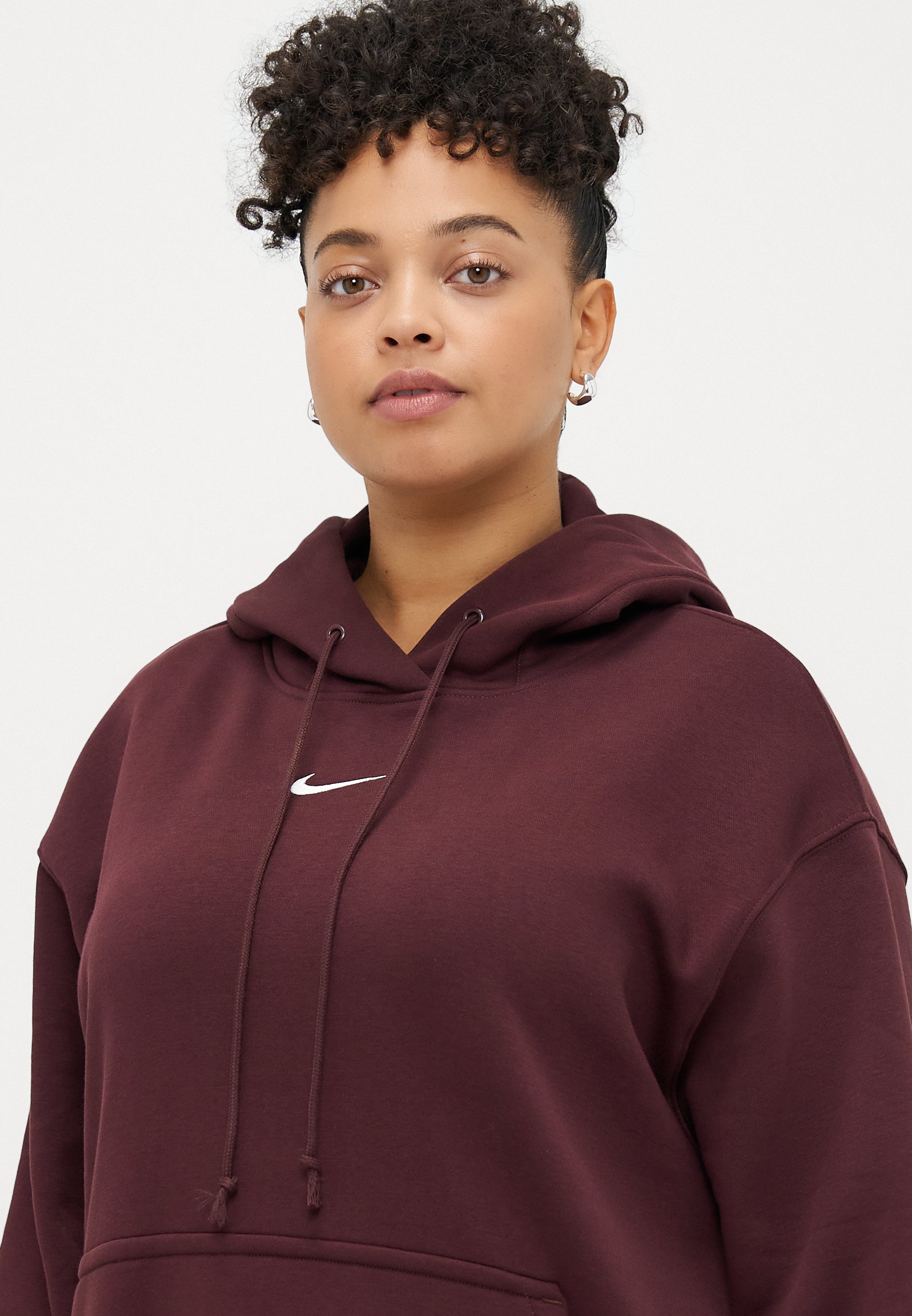 Nike Sportswear -collegepaidat