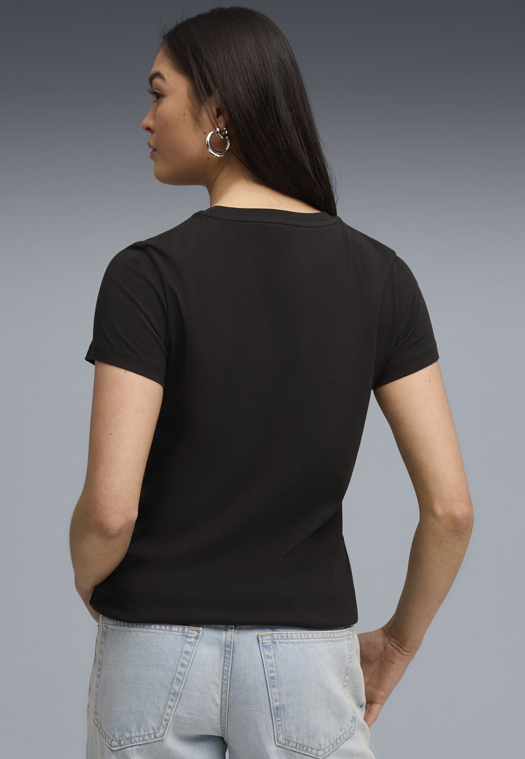 T-shirts Puma