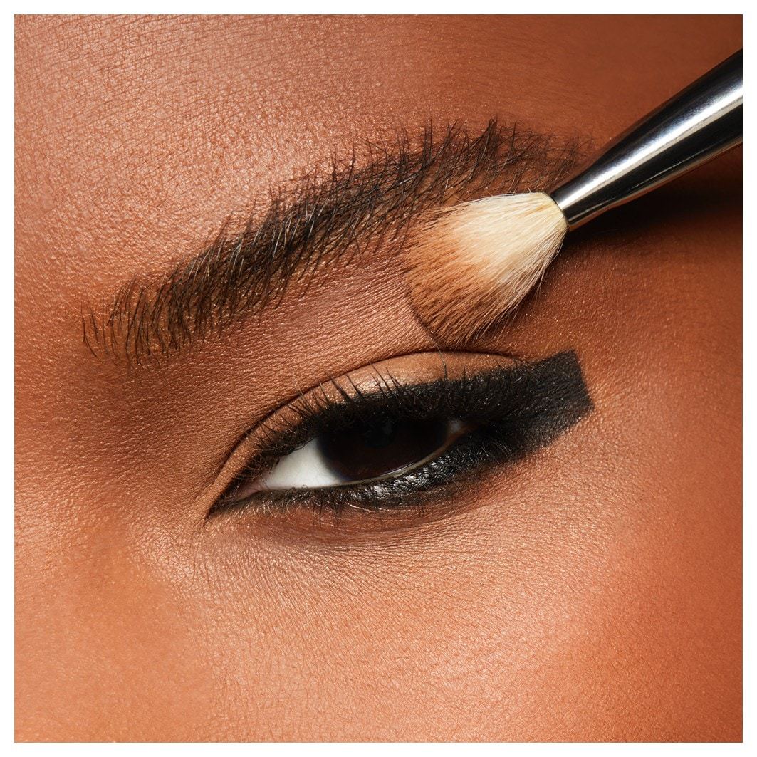 MAC Eyeshadow Perfect Shot malo sjenilo za oči - 1,5 g