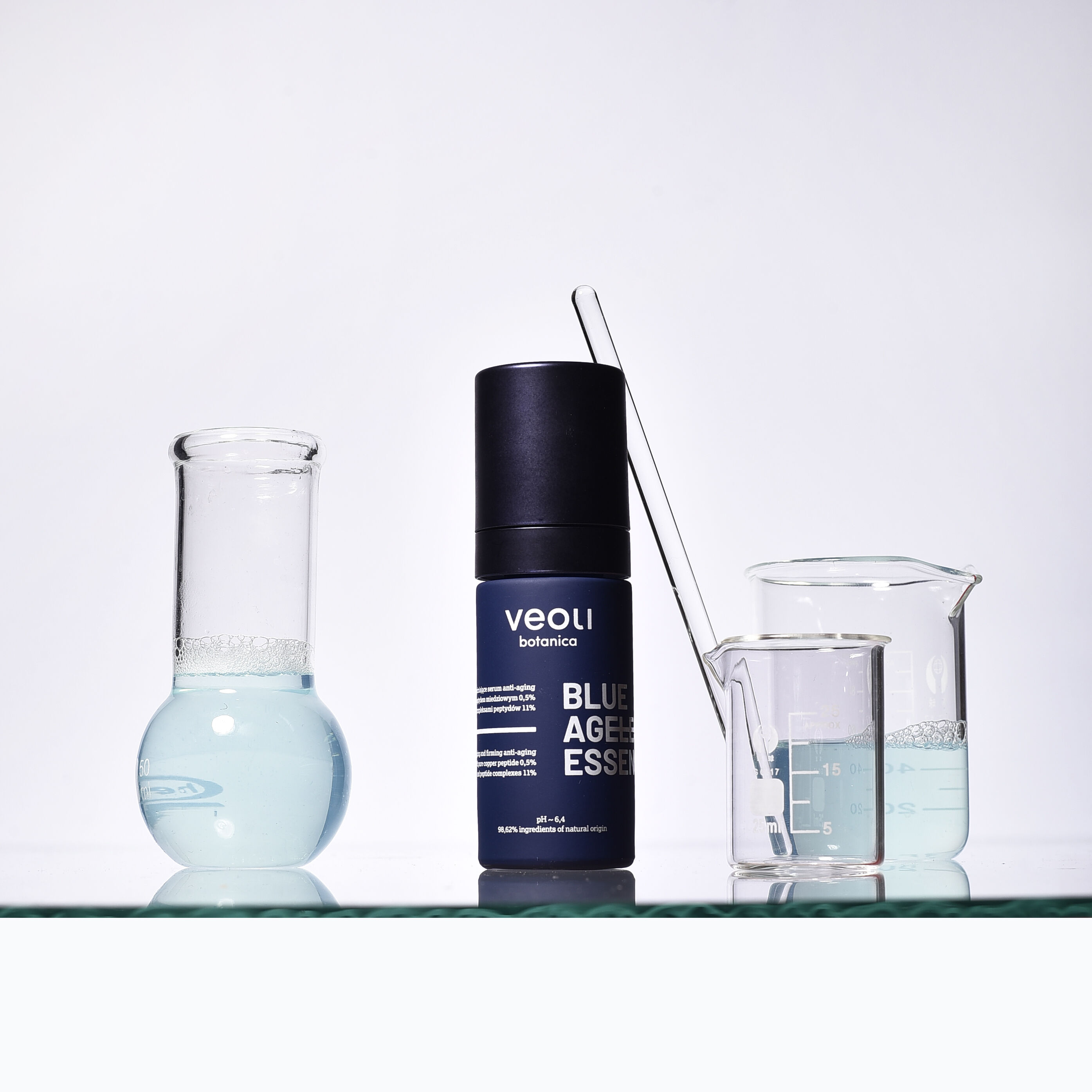 Veoli Botanica Plava bezvremenska esencija