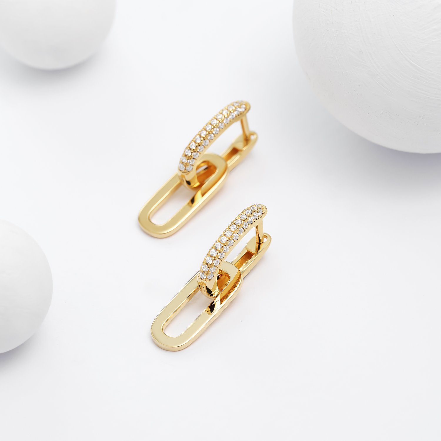 CHRIST Boucles d'oreilles