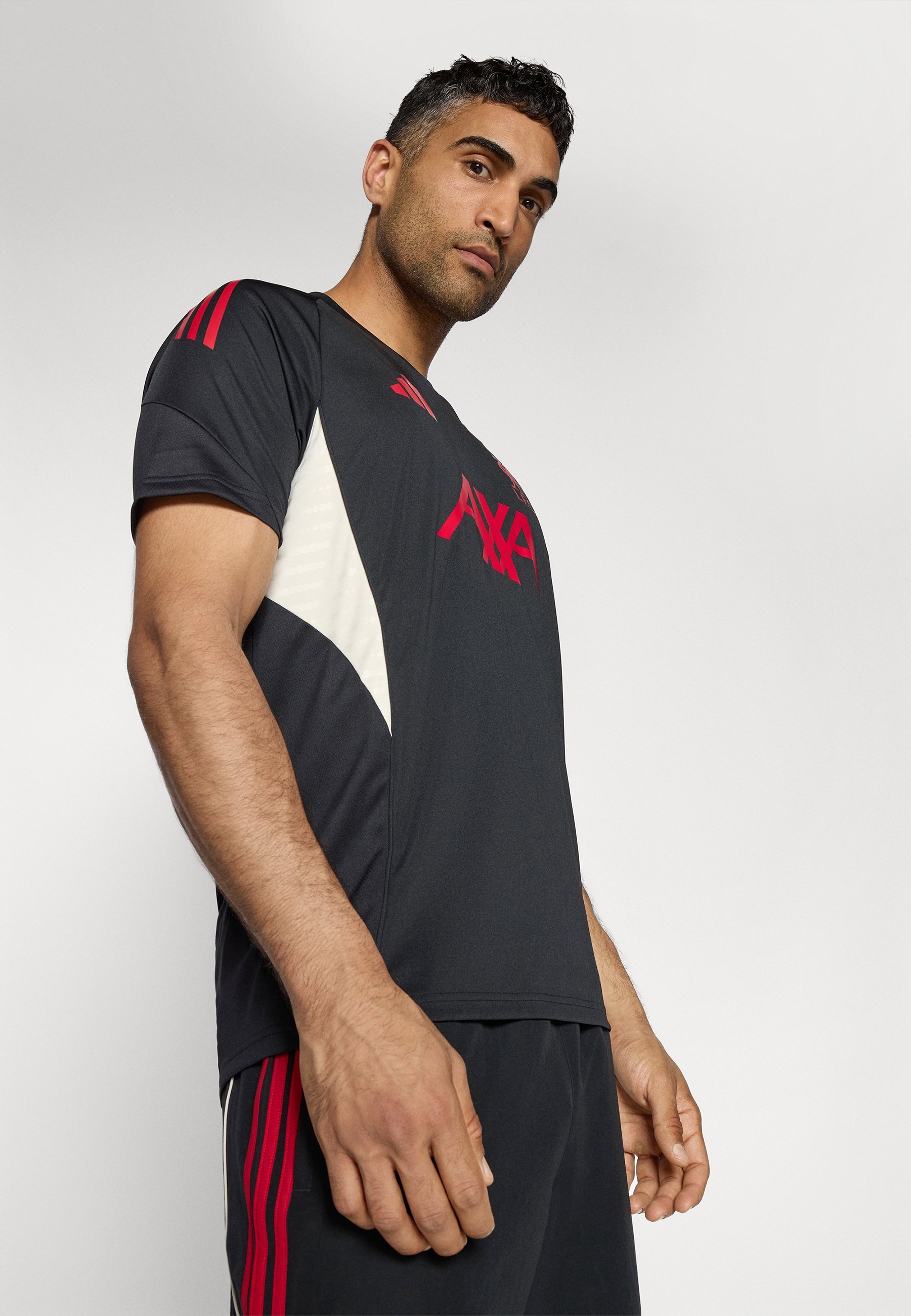 adidas Performance LIVERPOOL FC 25/26 COMPETITION TRAINING JERSEY - Klubové oblečenie - čierna