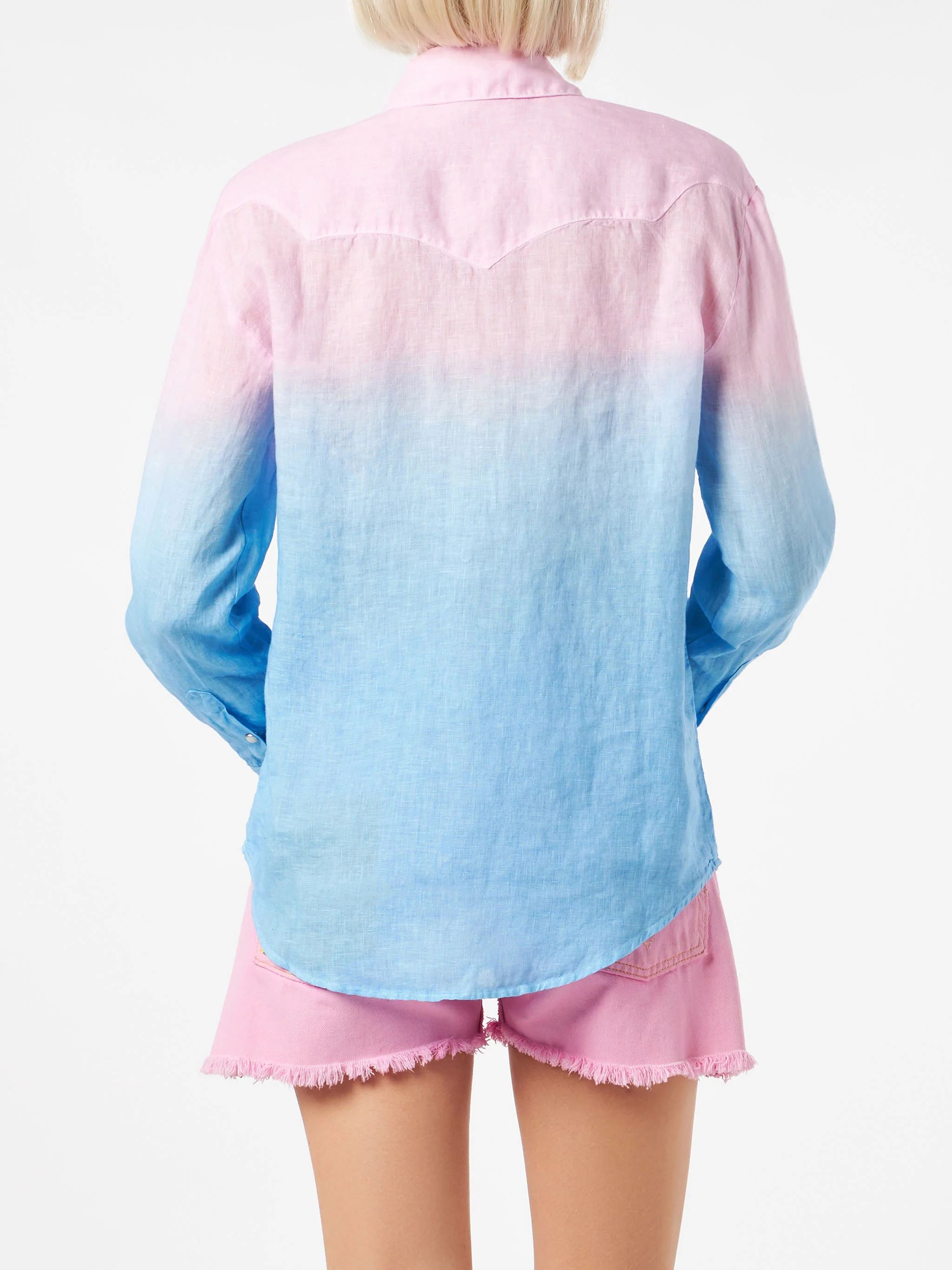 Damenhemd in rosa-blauen Farbverläufen