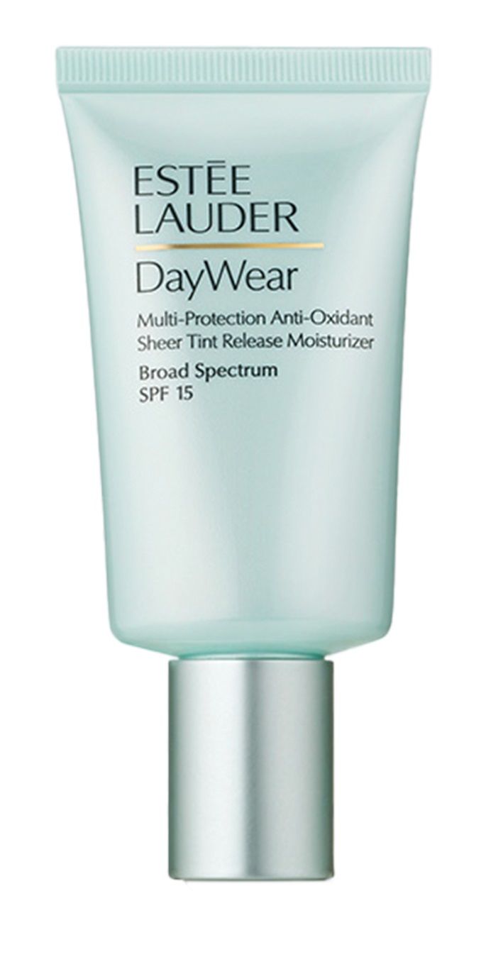 Дневна тонирана крема DayWear SPF15 Луксузни ББ и ЦЦ крем