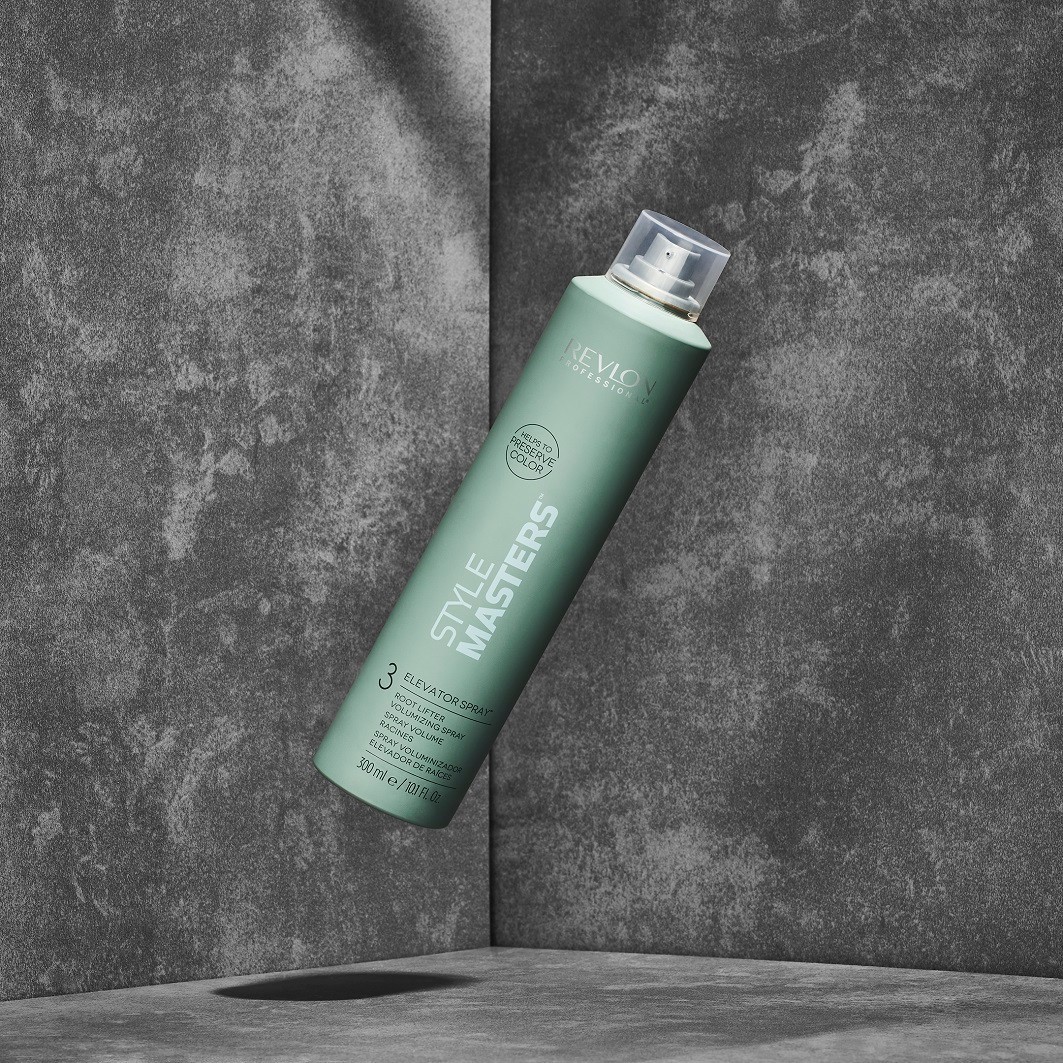Revlon lak za kosu ELEVATOR - 300 ml