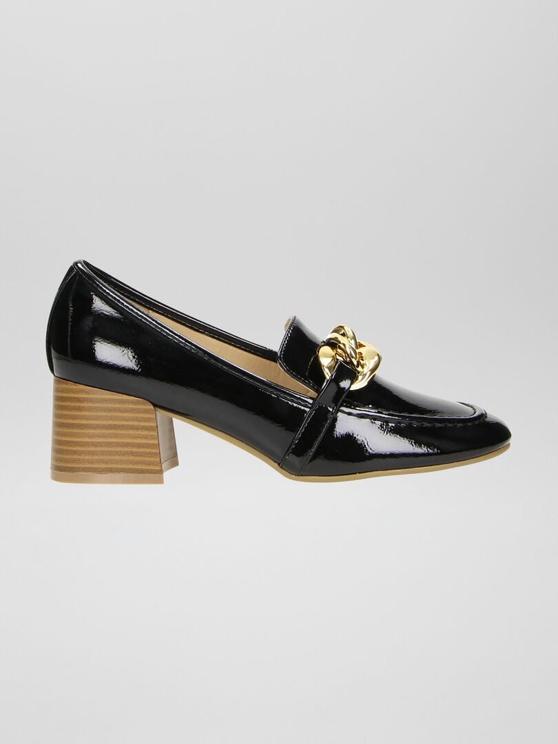 Laklederen loafers met hak - ZWART