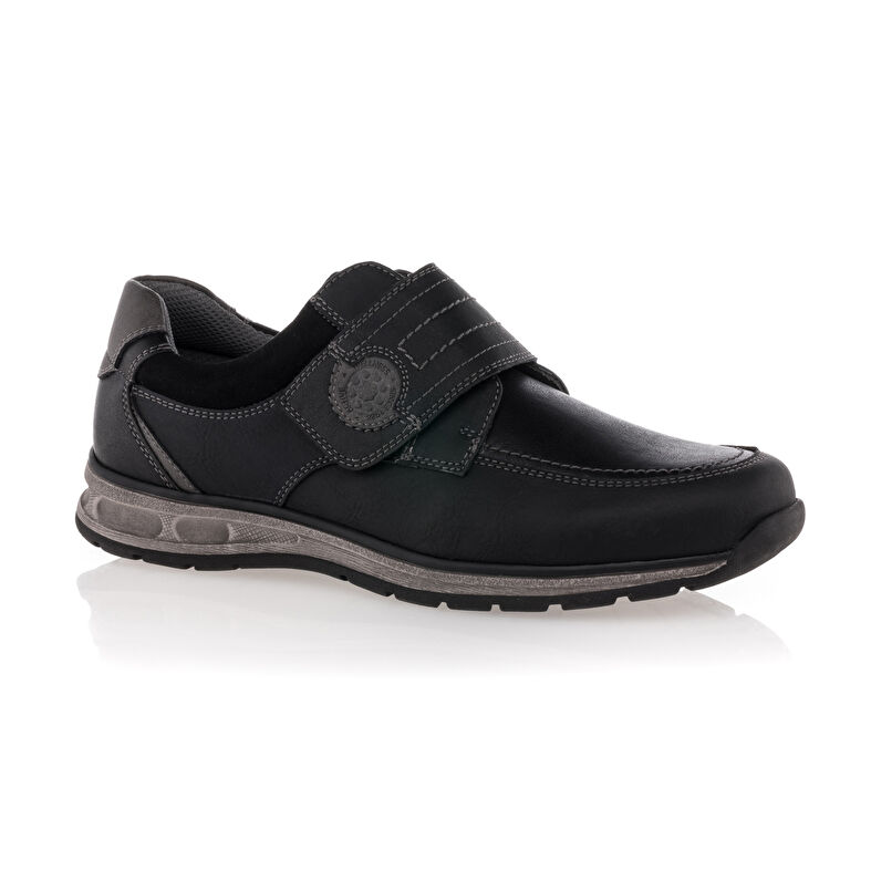 Zapatos cómodos para hombre, color negro.