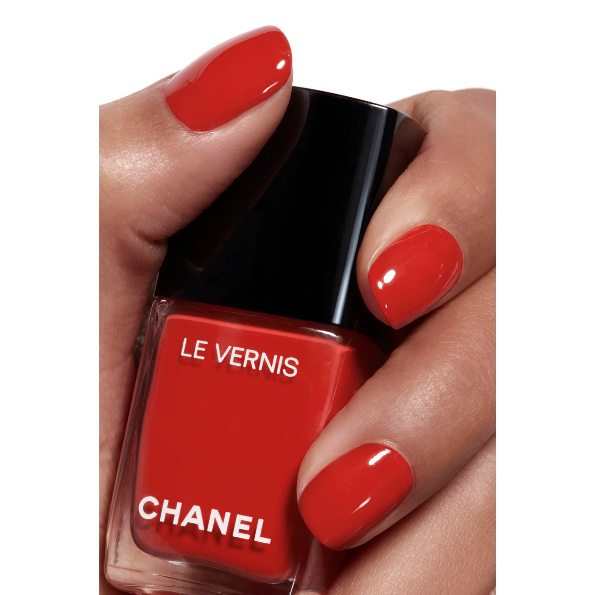 LE VERNIS - COLORE E BRILLANTEZZA LUNGA TENUTA