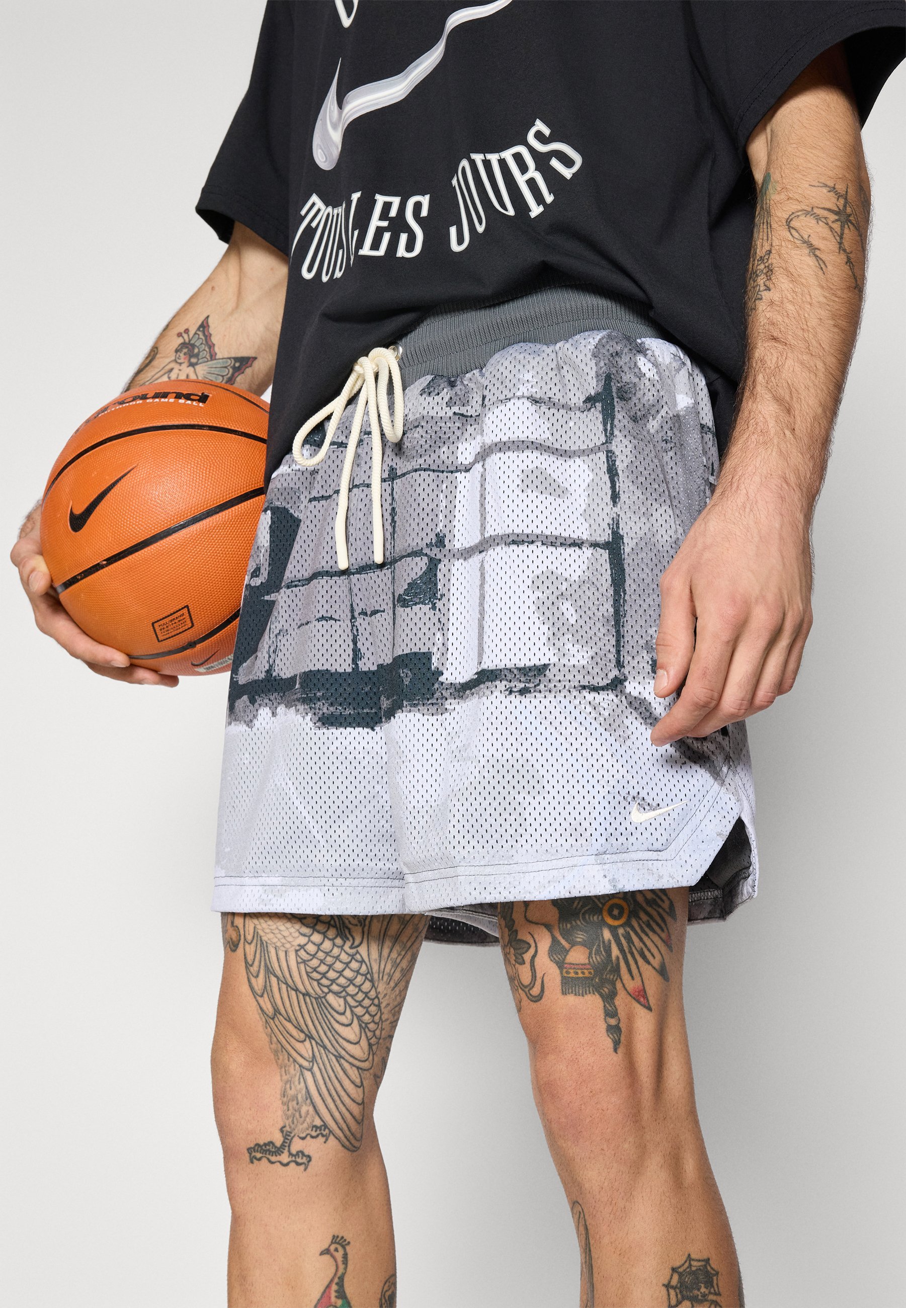 Nike Performance SHORT NAOS - Športové šortky - železno sivá/bledá slonovinová