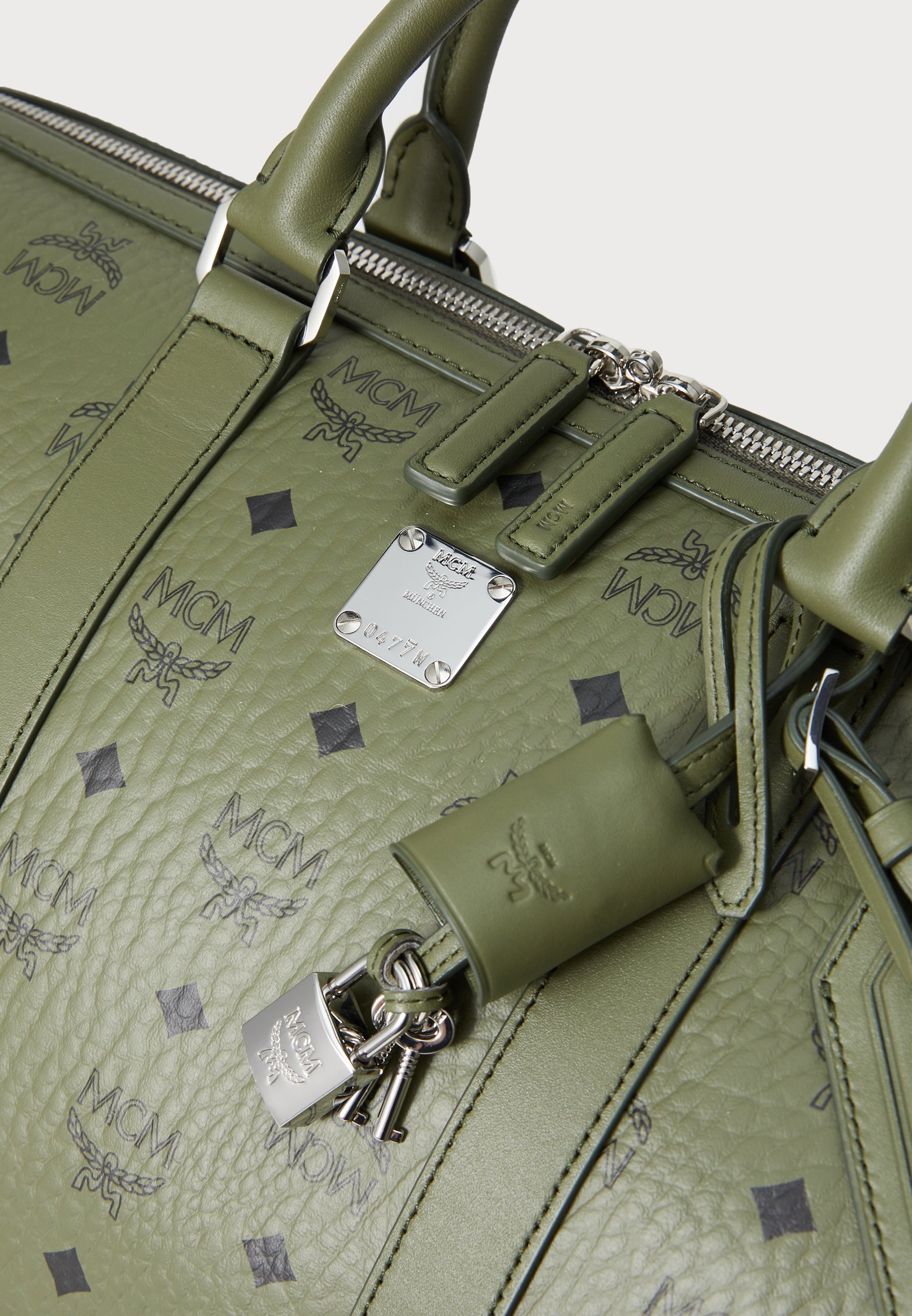 MCM OTTOMAR UNISEX - Borsa da weekend - khaki moss