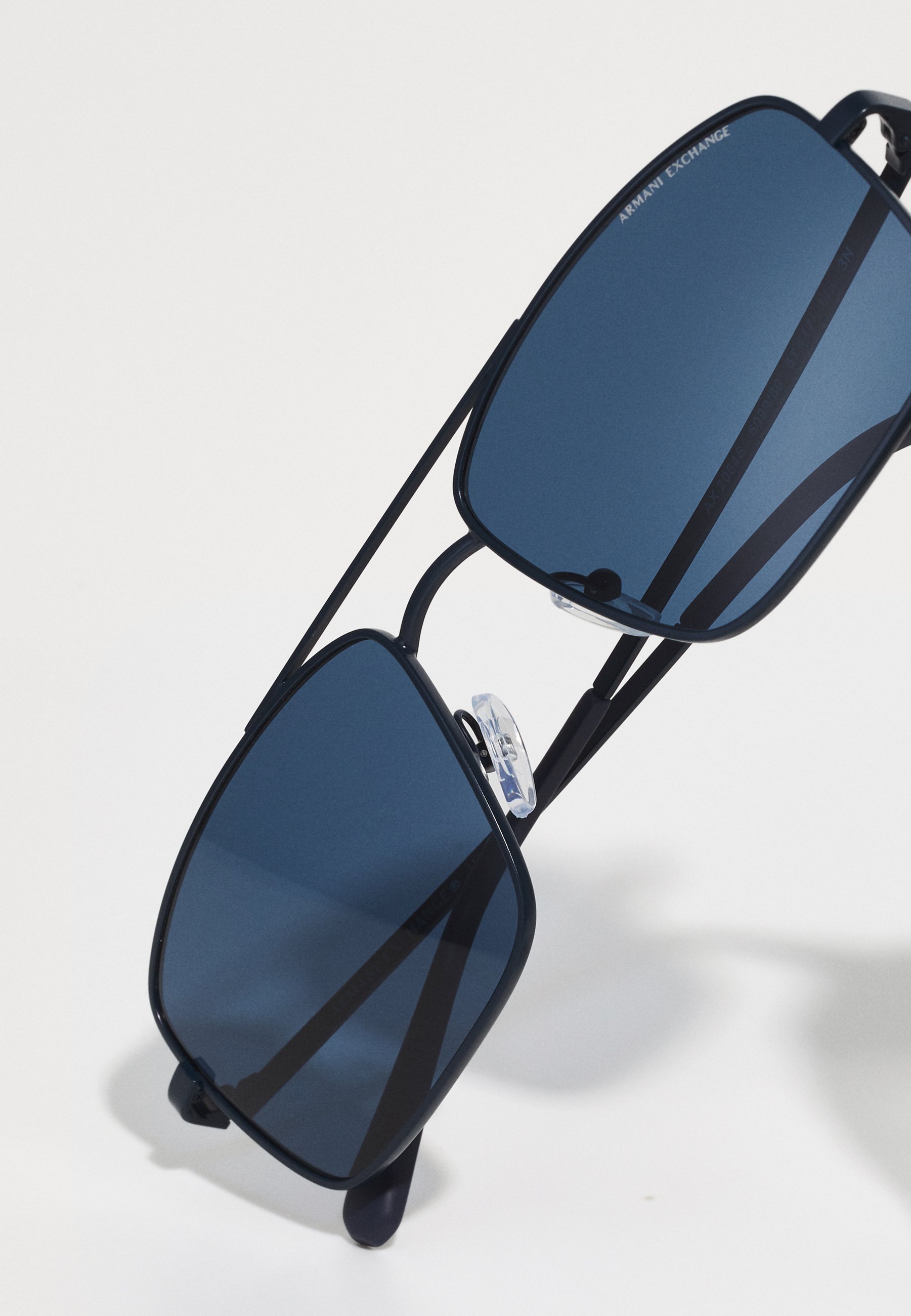 Armani Exchange zonnebril - matblauw