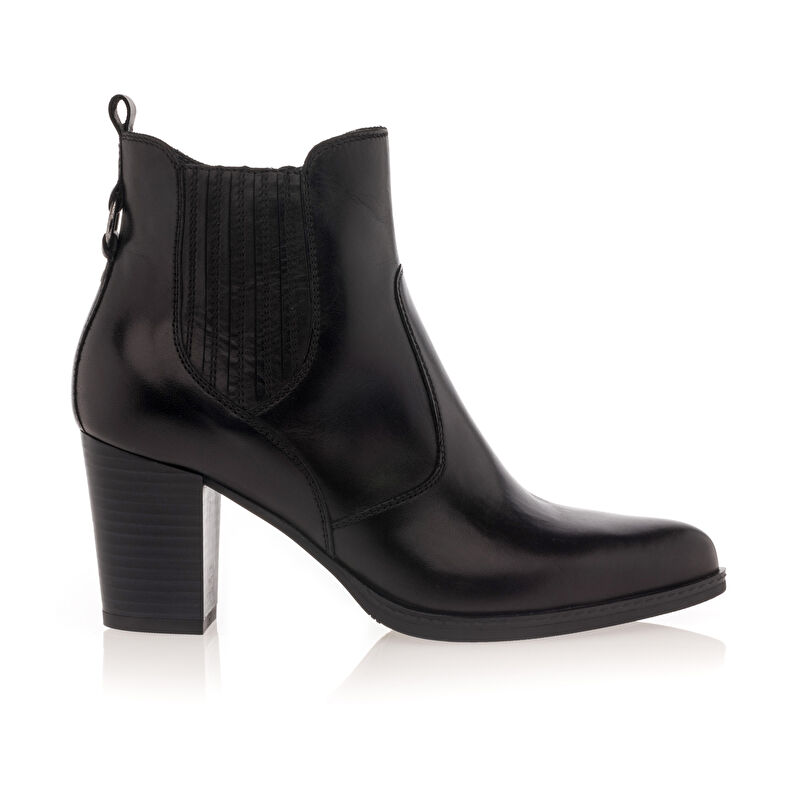Schwarze Damenstiefel / Stiefeletten