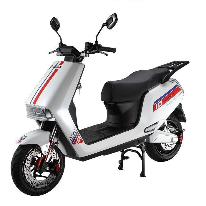 EUROCKA | A9 Witte elektrische scooter met verwijderbare lithiumbatterij en een actieradius van 60 km