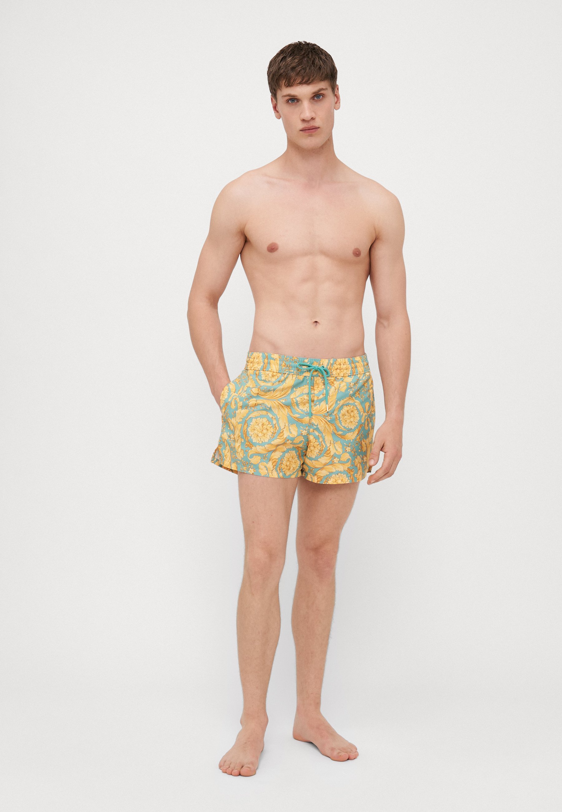 Short de bain Versace SWIM BOXER GOLFO à imprimé baroque intégral - vert d'eau/orange