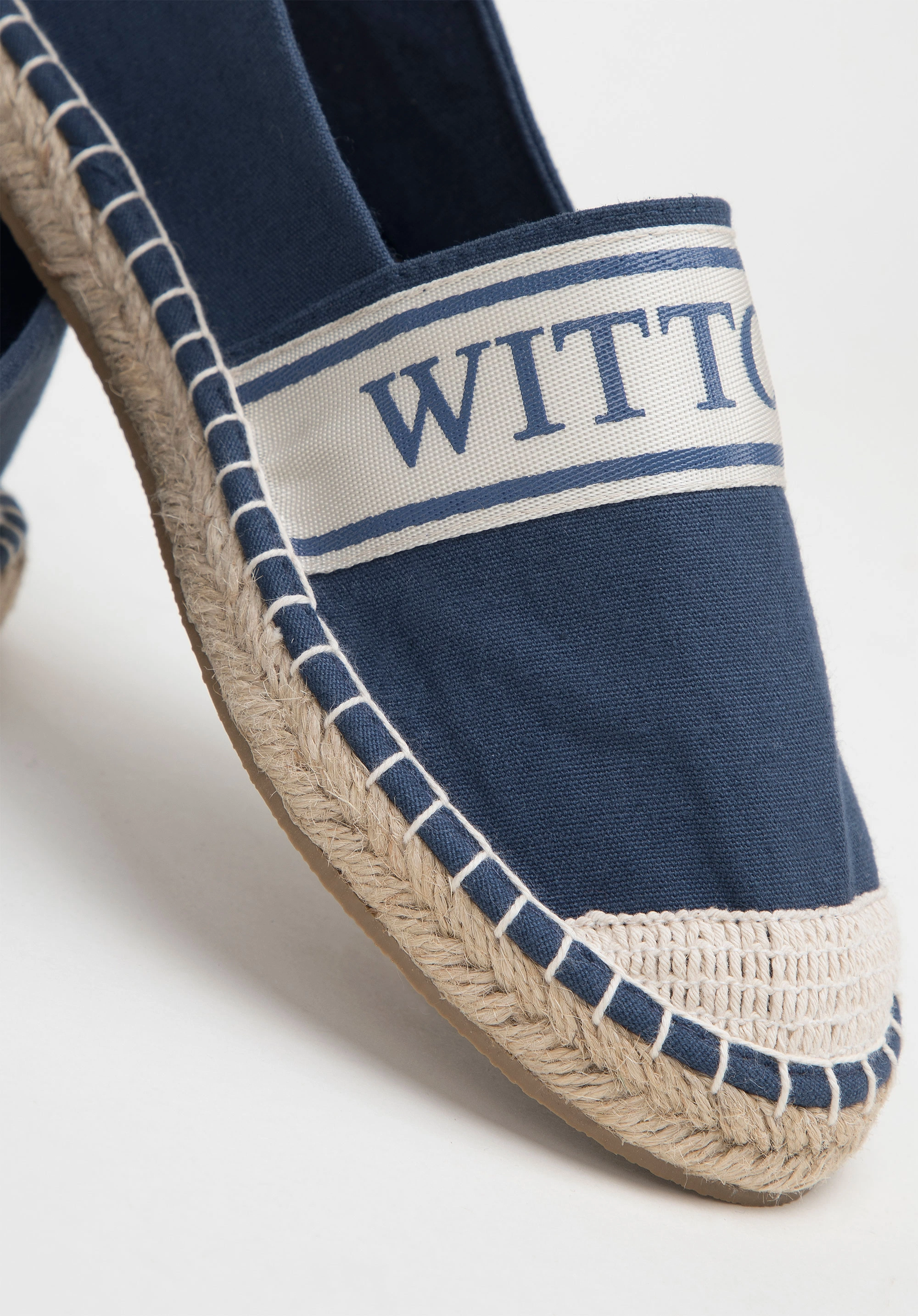 Damskie espadryle z lamówką z napisem WITTCHENKolor: granatowy