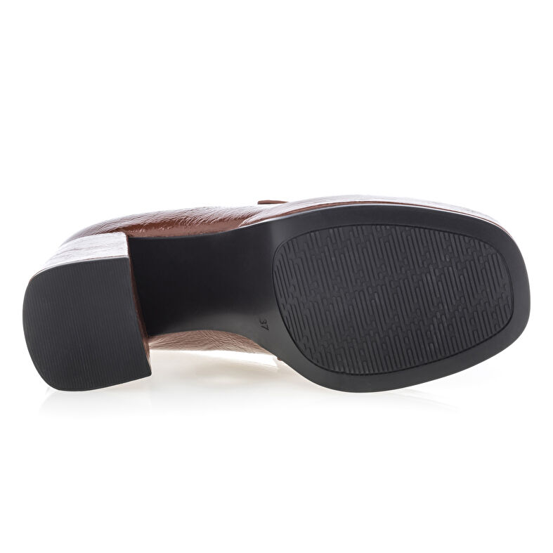 Naisten ruskeat loaferit/veneilykengät