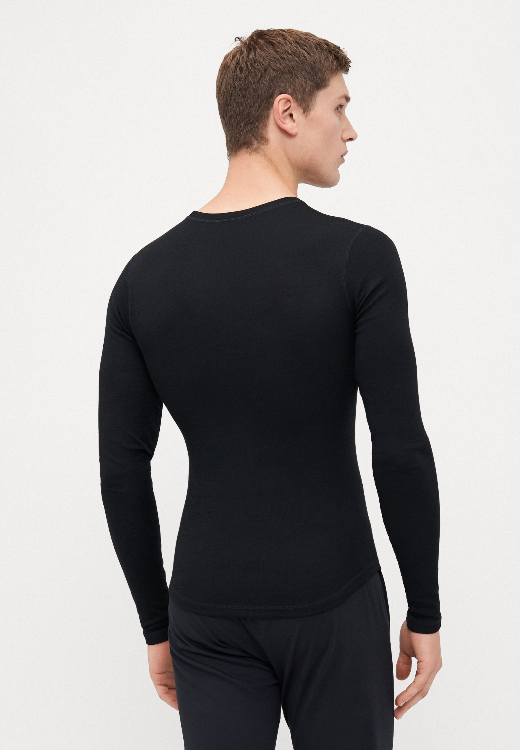 Oakley ENDURANCE BASE LAYER - Tricou de sub - blackout
