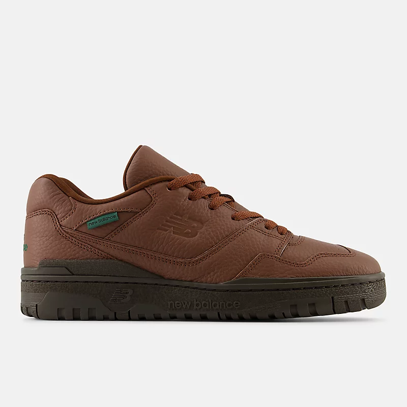 Homme 550 - Rich Oak s Rich Earth a Nightwatch Green