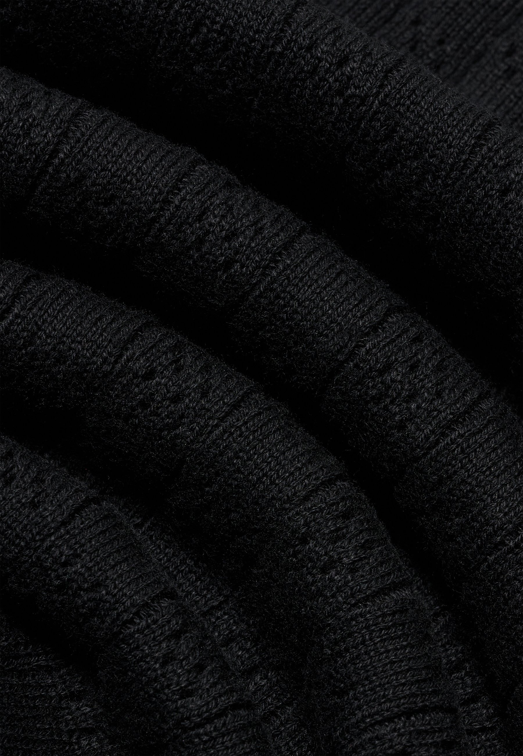BLKVIS Tops