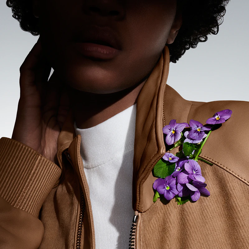 Hugo Boss BOSS The Collection Wild Violet is een unisex parfum.