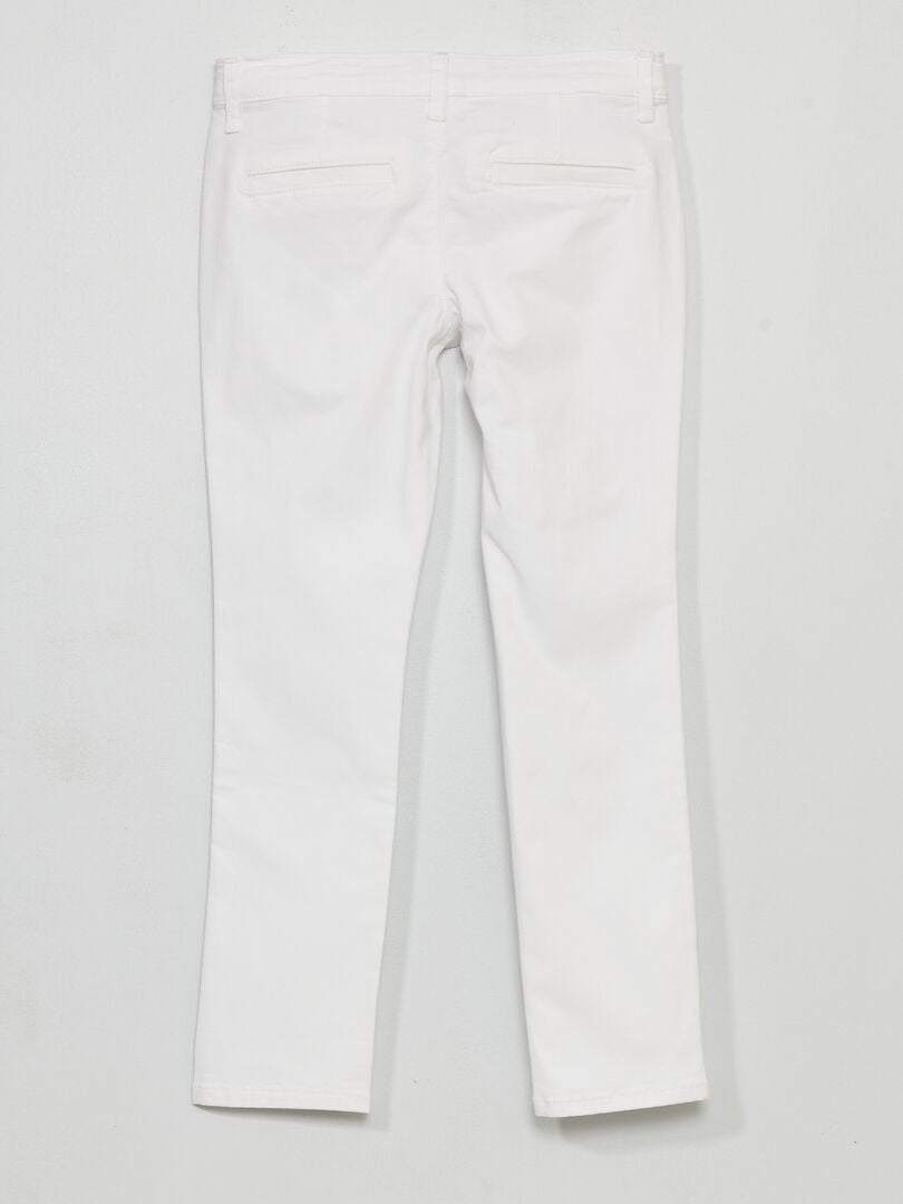 Calças chino brancas