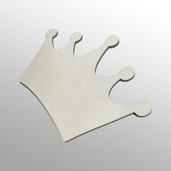 Cuna Kmbaby de 120x60 cm, color blanco corona, con colchón y somier de láminas ajustable en 3 niveles. Fabricada en madera de pino lacada y MDF.