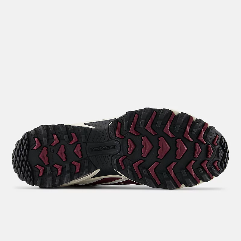 New Balance 610v1 – Klasická karmínová s mořskou solí a stínově šedá