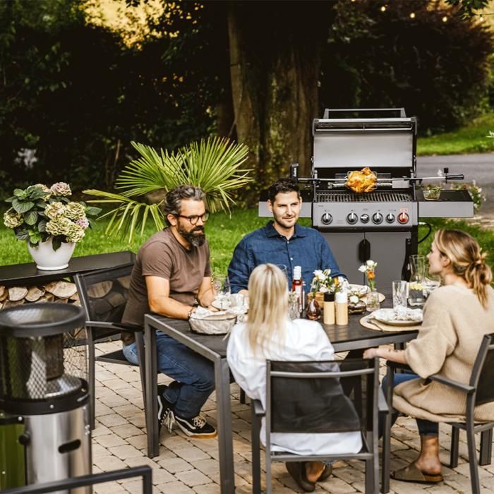 Barbacoa de gas Hyde 4 – ENDERS BY FAVEX - 4 quemadores - TURBO ZONE™ 800°C – Quemadores traseros y laterales – Plancha de hierro fundido + Tapa incluida