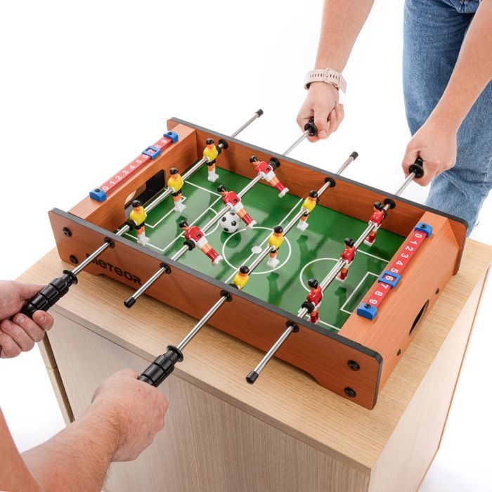 METEOR Derby Tafelvoetbaltafel - Draagbaar en lichtgewicht - 6 spelers - Compact - Natuurlijk hout