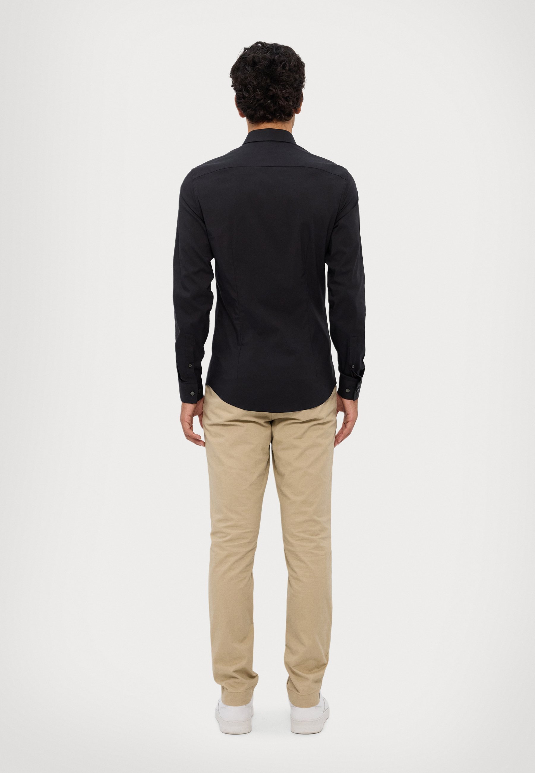 Chemise habillée Tiger of Sweden FILBRODIE - noire