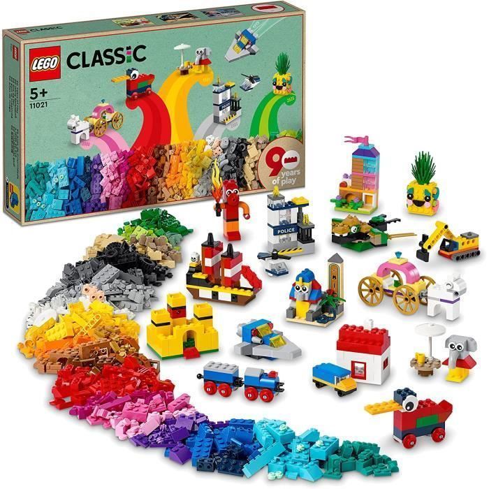 Jouet de construction - LEGO - 11021 Classic 90 Ans de Jeu - 1 100 pièces - 15 mini-constructions - Arc-en-ciel