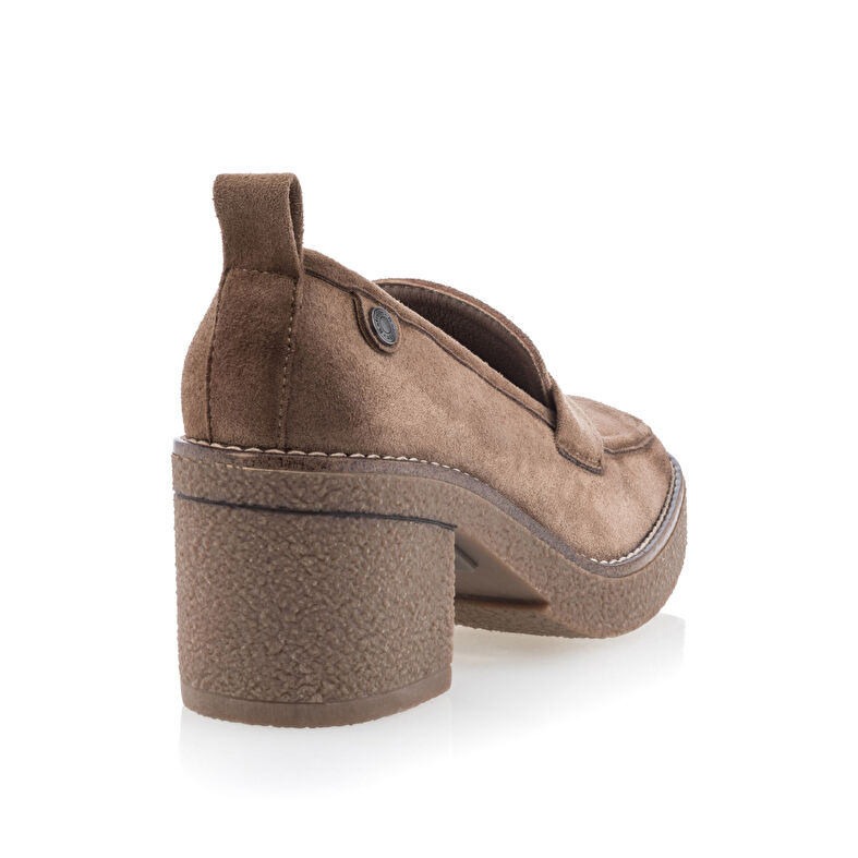Naisten ruskeat loaferit/veneilykengät