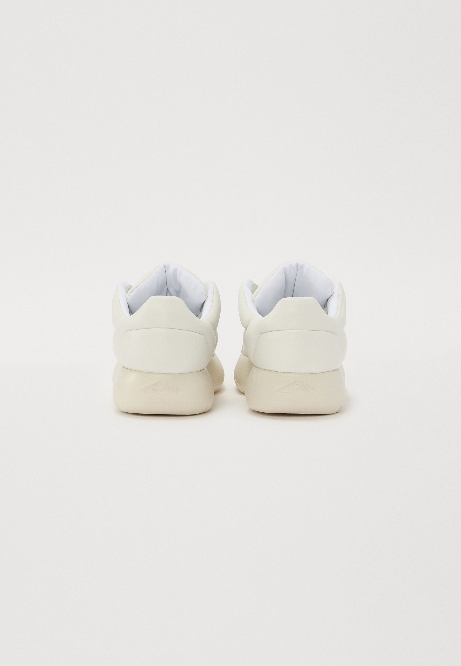 Chaussures de skate DSQUARED2 ICON - blanches