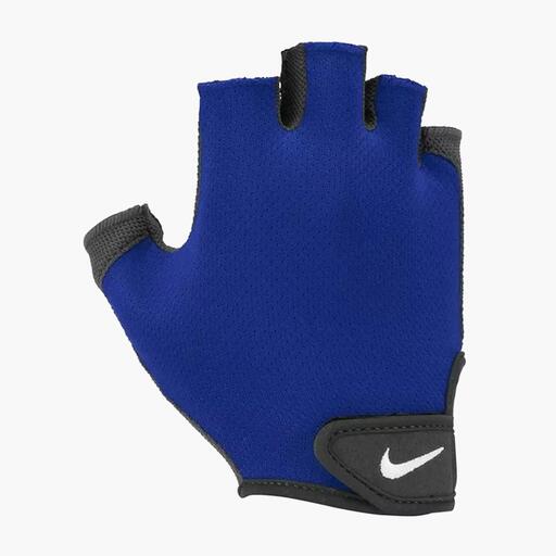  Nike Essential Fitness