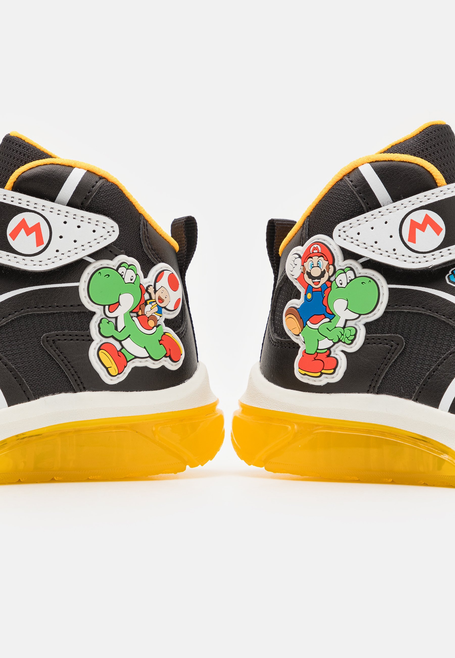 Geox SUPER MARIO CIBERDRON BOY LIGHT UP - Stivaletti classici - nero/giallo