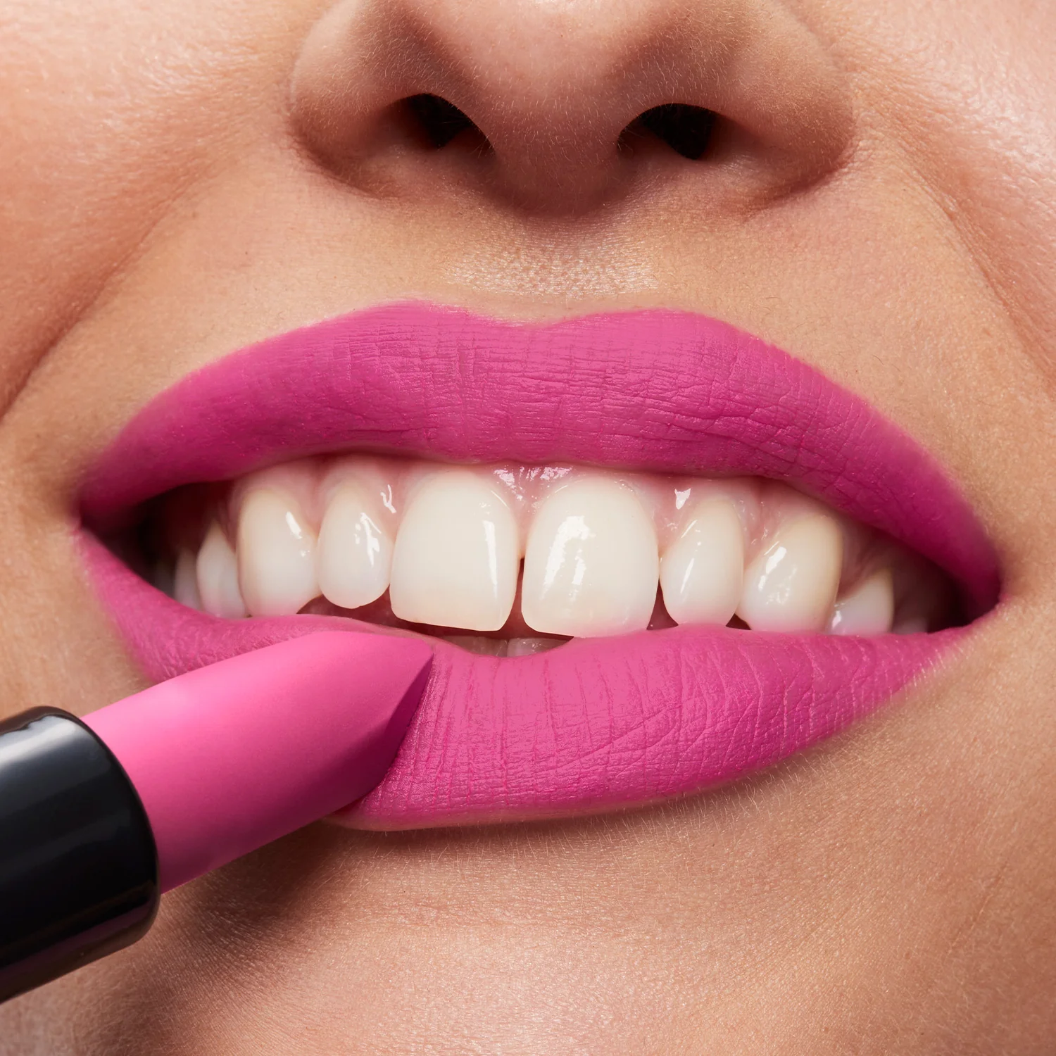 Lip Color Rossetto Ultra Matte - Rossetto mat
