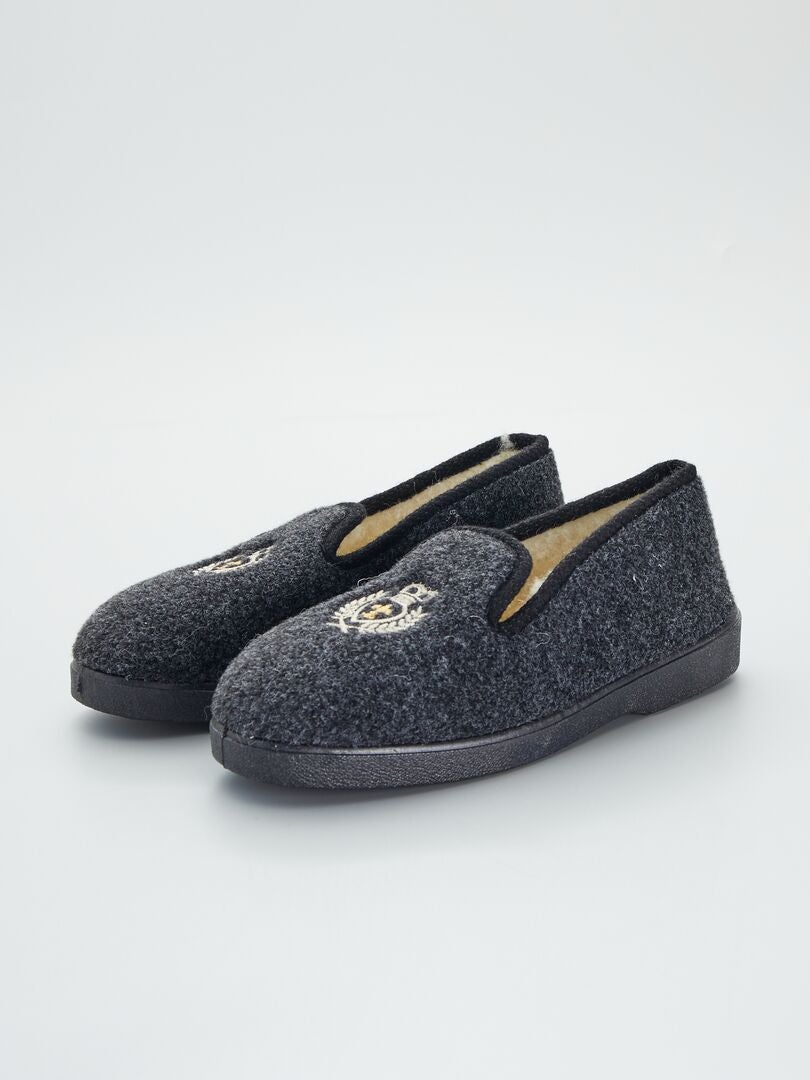 Pantufas de lã com brasão - Pretas